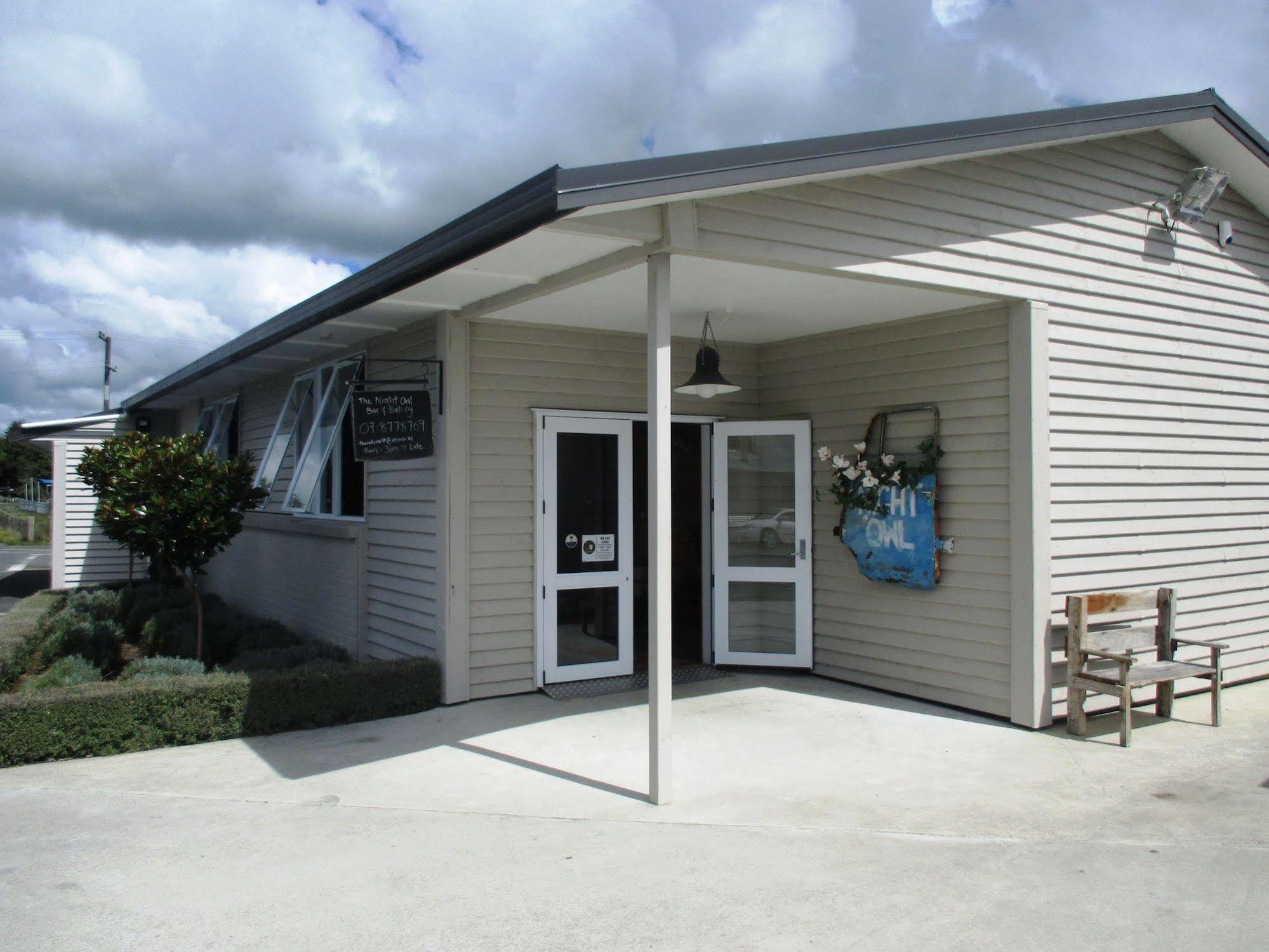 Fatowl Motel, Bar & Eatery Piopio Exterior photo